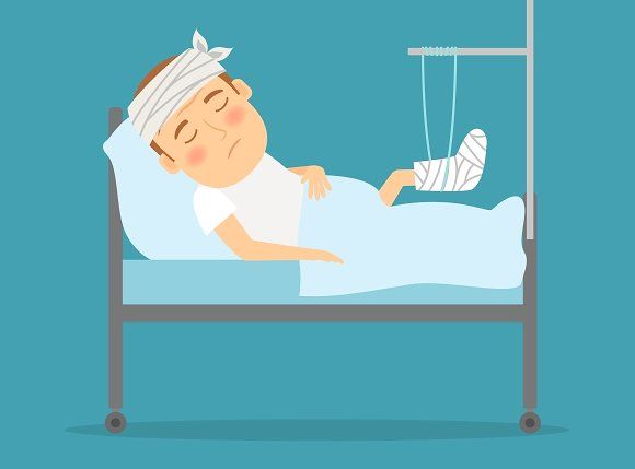 Мужик в гипсе после операции на кушетке карикатура